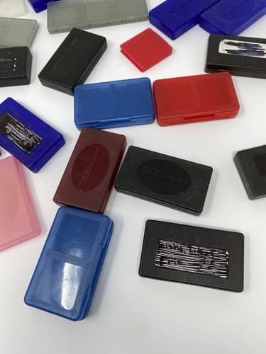 Lot of 25 Nintendo DS Game Cartridge Cases Holder Holds Games 4-in-1 Singles Etc — photo 5