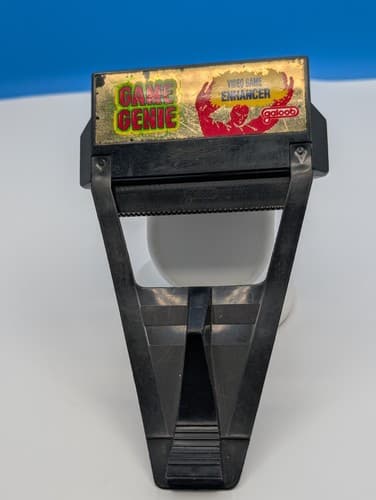Galoob Nintendo Entertainment System Video Game Genie Enhancer Cartridge NES
