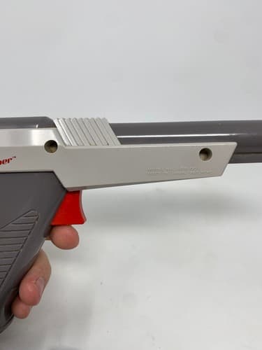 Vintage 1985 Nintendo NES Zapper Gray Model NES-005 Made in Japan OEM — photo 3