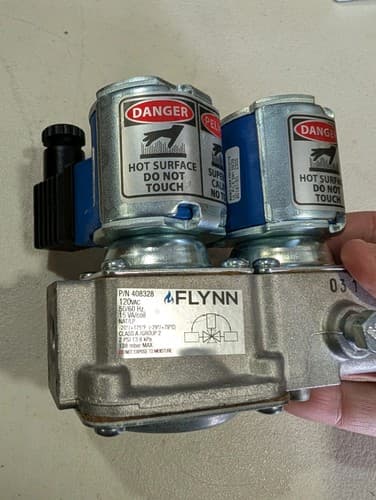 Flynn Dual Solenoid 408328 Gas Valve 3/8 New Without Box