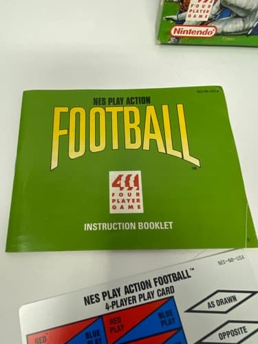 NES Play Action Football Nintendo Complete CIB Authentic Tested — photo 9