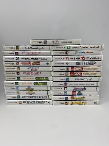 Lot of 25 Nintendo 3DS Cases Only Hyrule Kingdom Hearts Laytons Turtles Mama