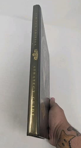 BioShock Infinite Limited Edition Strategy Guide Hardcover — photo 4