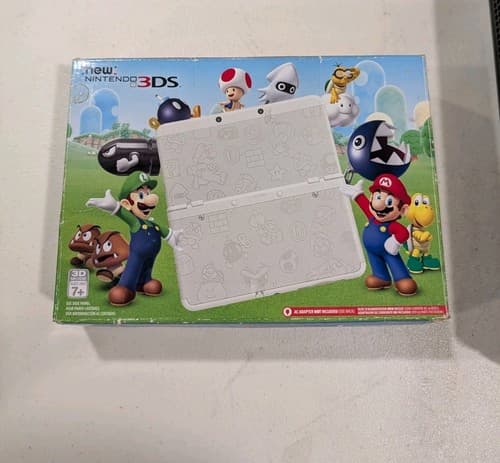 New Nintendo 3DS Super Mario White Edition  Box And Shell Only