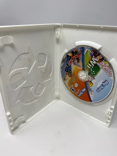 My Sim Lot Collection Agents Sky Heroes Nintendo Wii Tested Working — photo 4
