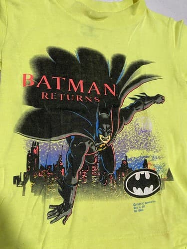 Vintage 1990s SSI Batman Returns Movie Single Stitch T-Shirt Kids Small Neon — photo 5
