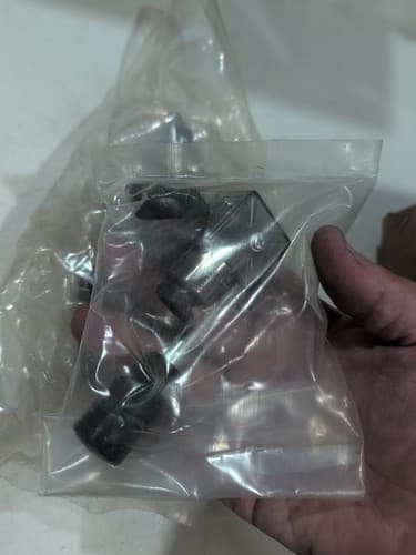 Youli Sectional Directional Control Valve FT SN-3/YG-3/E10*2 — photo 4