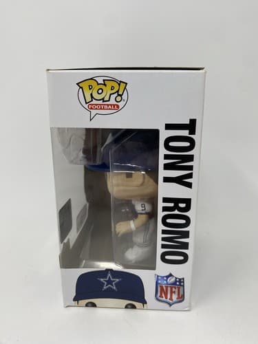 Funko Pop! Vinyl: Tony Romo (Throwback Jersey) - Toys R Us (Exclusive) #66 — photo 3