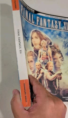 Final Fantasy XII Art Collection Book 2006 Limited Edition + Bradygames Guide — photo 8