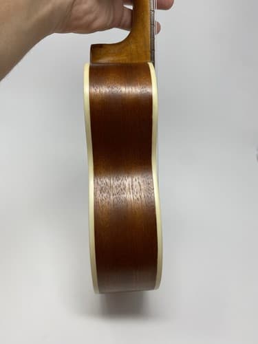 Sweet 21" Mahogany with heart hole & heart carved Soprano Ukulele + Carrying bag — photo 9