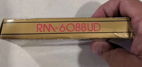 Honey Bee Grey Family Convertor Famicom to Nintendo NES adapter RM-6088UD Gray — photo 5