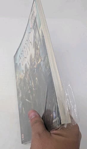 ASSASSIN'S CREED UNITY:  Prima Official Piggyback Strategy Game New W/ Seal Tear — photo 3