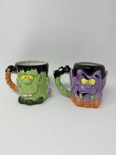 JC Penney Home Halloween Dracula & Frankenstein Figural 2PC Ceramic Mug Set READ