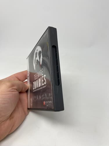 Teenage Zombies: Invasion of the Alien Brain Thingys - Nintendo DS With Manual — photo 3