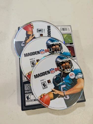 EA SPORTS Madden NFL 07 PC DVD-ROM American Football E 2006 Manual Included — photo 5