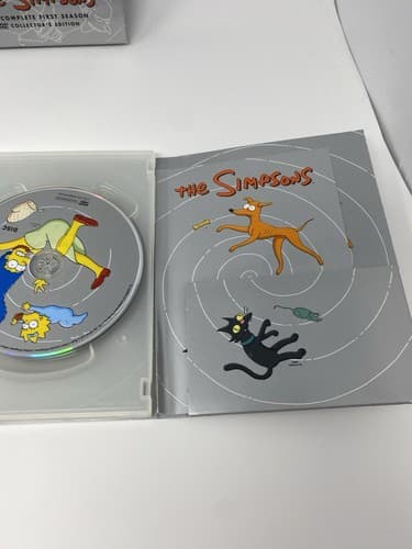 The Simpsons Season 1 DVD Box Set Complete First Season Collector Edition — photo 9