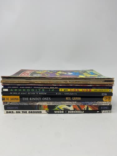 Lot of 17 Random Comics Graphic Novels Dreadstar E-Man Phantom DMZ Alien 30 days — photo 5