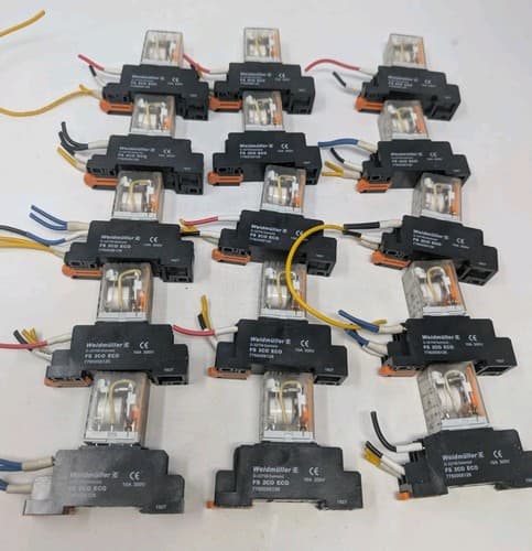 Lot Of 15 Weidmuller Relays - 2 Pieces Each - D-32758 DRM270024L