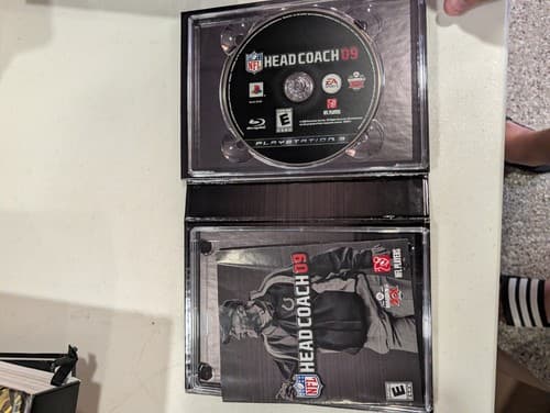 Madden NFL 09 -- 20th Anniversary Collector's Edition (Sony PlayStation 3, 2008) — photo 7