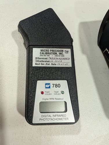 Tif 780 Photo Tachometer Digital Infrared with Carrying Case (Used) — photo 2