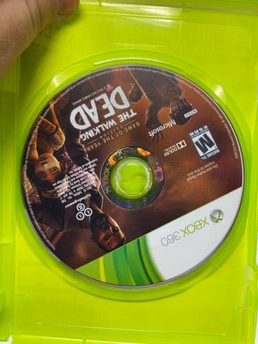 Walking Dead A Telltale Series Season 1 & Survival Instinct Xbox 360 Lot of 2 — photo 9