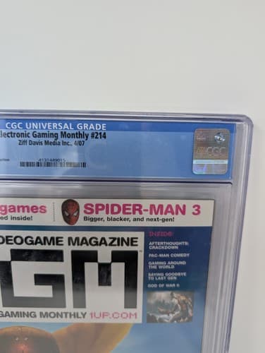 Electronic Gaming Monthly #214 CGC 9.2 Graded - Ratchet Clank Future — photo 3