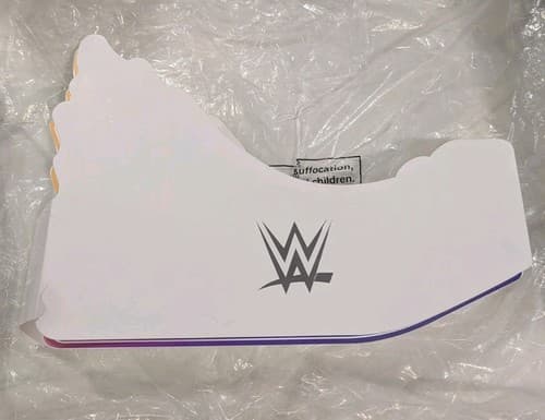 WWE SUMMERSLAM 2026 MINI BELT #10/200 - MINNESOTA - RARE TAKEOVER EXCLUSIVE — photo 3