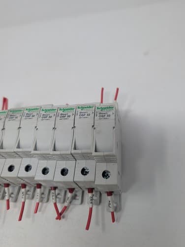 Schneider Fuse holder isolation switch Mart OSF32 OSF 32 Lot Of 14 Pieces — photo 5