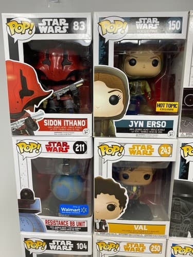 Funko Pop Star Wars Lot of 12 Vinyl Figures - Kylo Ren Chewbacca BB-8 L3-37 — photo 2