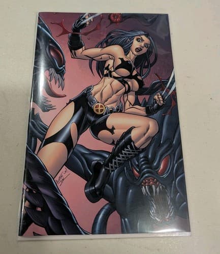 M House Melinda's Comics X 23 Comic Cosplay Rare Non-Foil