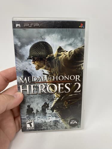 Medal of Honor Heroes 2 PSP Video Game WWII Shooter Multiplayer
