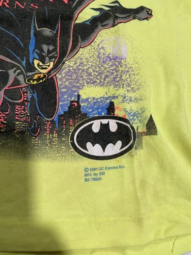 Vintage 1990s SSI Batman Returns Movie Single Stitch T-Shirt Kids Small Neon — photo 6