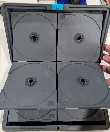 Vintage Laserline 40 CD Compact Disc Player Case Storage RARE!!! Dented foam — photo 5