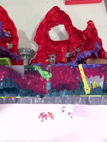 Vintage 1992 Mighty Max Trapped in Skull Mountain Playset Bluebird Read — photo 3