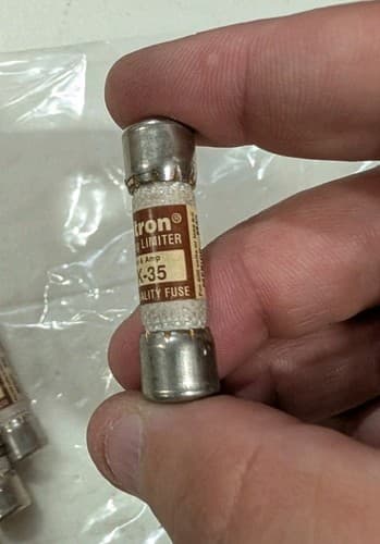 Lot Of 4 Bussmann Limitron KTK-35 Fuses No Box New — photo 2