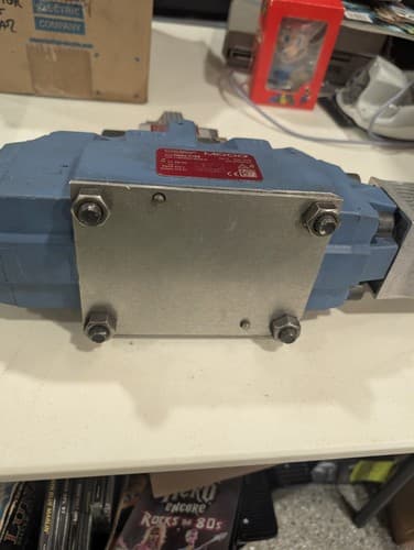MOOG D664-5705 HYDRAULIC SERVO PROPORTIONAL CONTROL VALVD — photo 5
