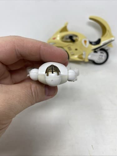 Mighty Morphin Power Rangers MMPR - White Ranger & Shark Cycle 1995 Bandai — photo 5