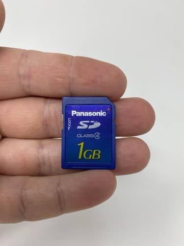 Panasonic SD memory card 1GB Class 4 Video Photos Live