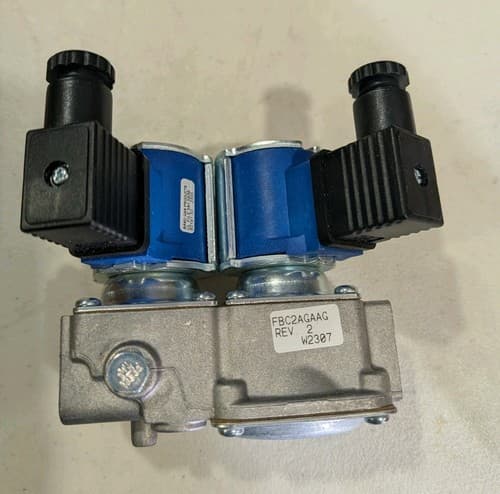 Flynn Dual Solenoid 408328 Gas Valve 3/8 New Without Box — photo 3