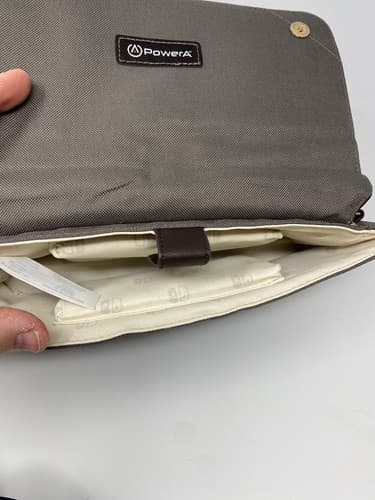 PowerA Nintendo Switch Carrying Protective Clutch Bag- Pochette (for All Models) — photo 9