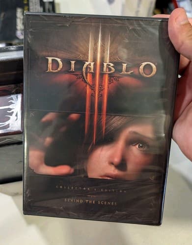 Diablo 3 Diablo III Collector's Edition Game Opened USB & Statue Included — photo 5