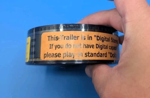2000 Supernova"If you Can't Stand the Heat, Get Out of the Universe 35mm Trailer — photo 3