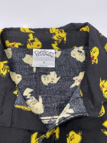 Pokemon Button up Shirt mens small black w/ all over print Pikachu Anime — photo 3
