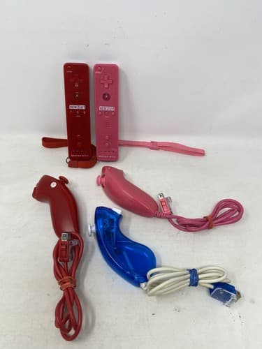 Lot Of 2 Nintendo Wii 2 In 1 Motion Plus Controllers Pink Blue 3rd Party Nunchuk — photo 2