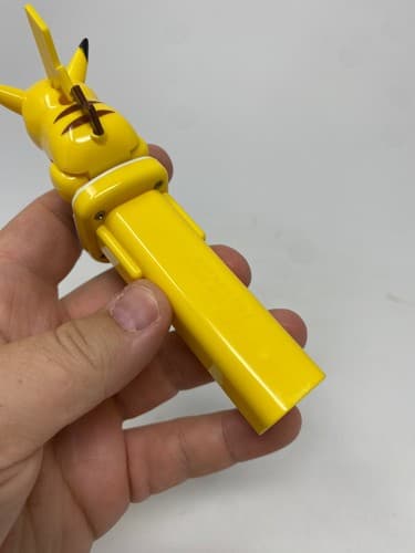 Vintage 1998 Bandai Early Pikachu Candy Pez Dispenser - Yellow Pokémon — photo 5