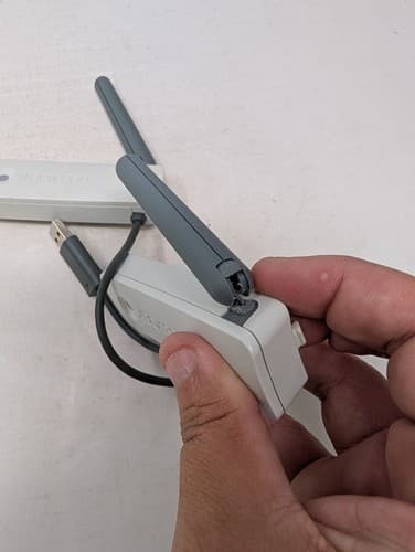 Microsoft XBox 360 Wireless Wifi Network Adapter OEM (Parts/Repair) — photo 2