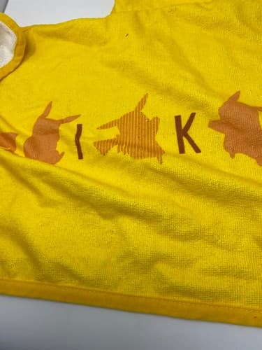 Banpresto Pokémon Pikachu Hooded Towel Beach Bath Youth Child — photo 4