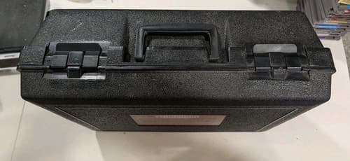 Nintendo Virtual Boy in Blockbuster Exclusive Carry Case & Console For Parts — photo 3