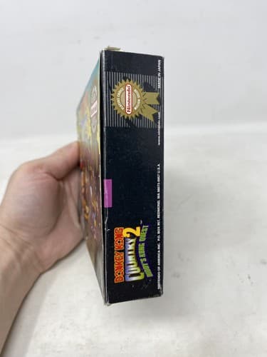 Donkey Kong Country 2: Diddy's Kong Quest (Super Nintendo, 1995)  Players Choice — photo 4