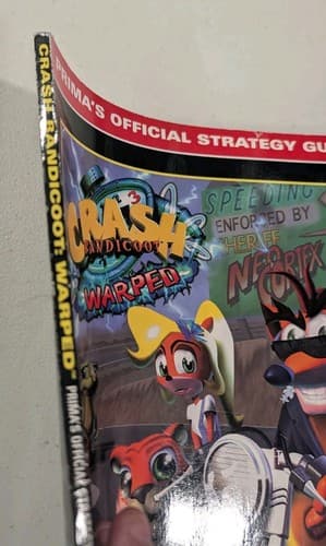 Crash Bandicoot 3 Warped Prima Games (1998) Official Strategy Guide Book PS1 — photo 3